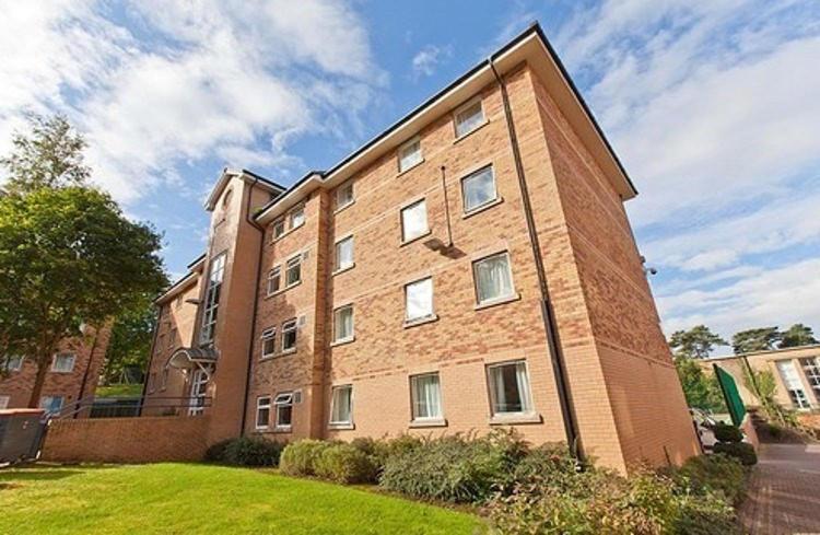 Plas Gwyn Halls, Met Apartamento *